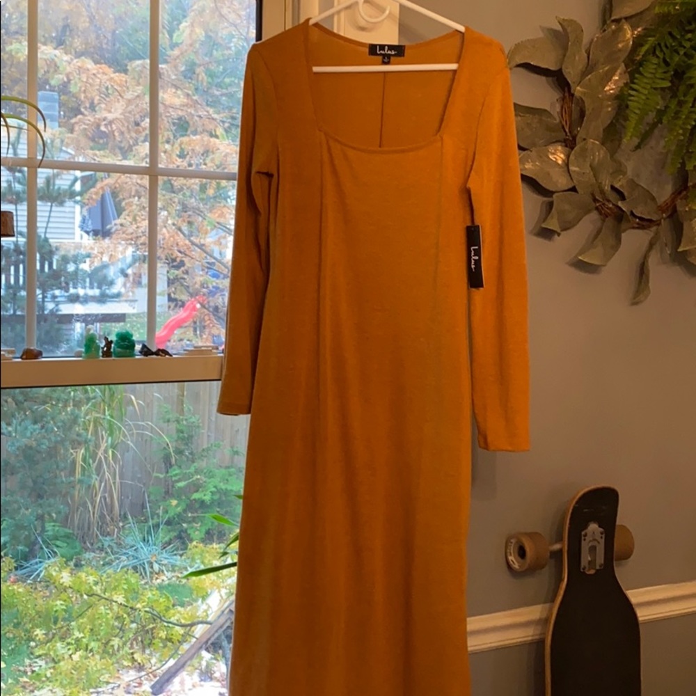 NWT long sleeve warm Lulu’s dress. Mustard